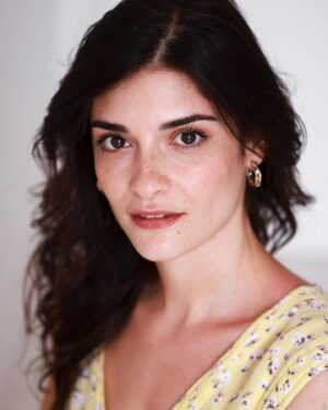 Éléonore Sarrazin Instagram - Summer headshots 🌞
Summer mood 😎
📸 @juliereggiani