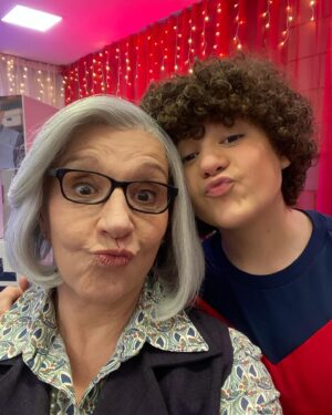 Eliana Guttman Instagram - Um pouco de bastidores pra vcs que curtem BUGADOS!@mundogloon @globoplay canaisaovivo @florestaprod @scriptonitafilms