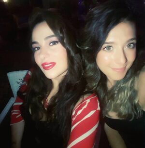 Elif Melda Yılmaz Instagram - Zaman...
Kardeşler büyür, arkadaş olur...
#friedship  #sisterhood #holiday