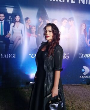 Elif Melda Yılmaz Instagram - Yeni sezon, yeni başlangıçlar.🧿🍀🌸
#yargı #kanald