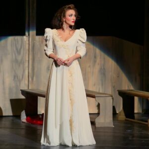 Elif Melda Yılmaz Instagram - Şehnaz...
#failatünmefailün #birsehnazoyun #birşehnazoyun  #eskişehirsehirtiyatroları #eskişehirşehirtiyatroları #tiyatro #theatre #musical #musicaltheatre #actress #photographe #photographer #rahimegunkaya @rahimegunkaya #❤