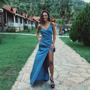 Elifcan Ongurlar Instagram - #cansuerkanweddingfest ✨