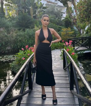 Elisa Bachir Bey Instagram - Summer jungle 🌴