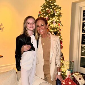 Elisa Donovan Instagram - This first one was moments before I threw up and then my legs buckled beneath me when I tried to stand up but — still the best thing ever. Happy Mother’s Day to all of the mamas out there doing the hardest job on earth, along with the 17 billion other things you are juggling at the same time. The world continues to spin because of you all. 🫶❤️🌟💥🙏🥰❤️ #happymothersday #momlife #warrior