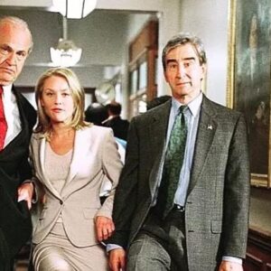 Elisabeth Röhm Instagram - Oh how I love you, Sam Waterston! What an honor and a privilege it was to share the stage with you for five years. I applaud your last performance tonight @nbclawandorder as our beloved Jack McCoy. The world will thankfully always have reruns to get their much needed fix. When I joined Law And Order, it was literally like becoming one of the Beatles. I walked down the street with Sam and people would call his name from cars nearly creating a collision because they wanted to get a good look at him. Women shrieked from afar, their obvious and forever crush. I was in awe. Still am. I deepened my craft as an artist, I learned how to be a good solid smart human being (Sam read news endlessly & genuinely held the law in high regard). I learned how to be a consummate professional. He became a great mentor and friend and I picked up a couple of things about how to do things the right way across the board. I am so grateful for the years that I spent with the GOAT. All hail, Sam Waterston! 👑 ❤️