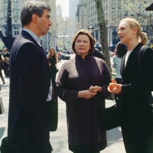 Elisabeth Röhm Instagram - Oh how I love you, Sam Waterston! What an honor and a privilege it was to share the stage with you for five years. I applaud your last performance tonight @nbclawandorder as our beloved Jack McCoy. The world will thankfully always have reruns to get their much needed fix. When I joined Law And Order, it was literally like becoming one of the Beatles. I walked down the street with Sam and people would call his name from cars nearly creating a collision because they wanted to get a good look at him. Women shrieked from afar, their obvious and forever crush. I was in awe. Still am. I deepened my craft as an artist, I learned how to be a good solid smart human being (Sam read news endlessly & genuinely held the law in high regard). I learned how to be a consummate professional. He became a great mentor and friend and I picked up a couple of things about how to do things the right way across the board. I am so grateful for the years that I spent with the GOAT. All hail, Sam Waterston! 👑 ❤️