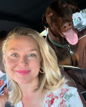 Elisabeth Röhm Instagram - Hope you guys are having a great weekend! #rideordie #elio @eliothedobbie 😘