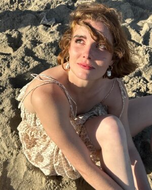 Elise Eberle Instagram - Summer humid feels