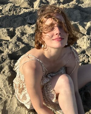 Elise Eberle Instagram - Summer humid feels