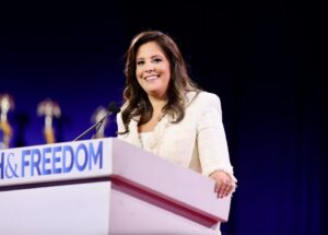 Elise Stefanik Instagram - I was honored to receive The Ronald Reagan Defender of Freedom Award from Ralph Reed and address the @faithandfreedomcoalition Conference this afternoon in Washington, D.C.

From my steadfast support of President Trump and our greatest ally Israel to combatting failed Far Left Democrats’ policies, I will continue to lead and stand up for conservative America First policies to save our Constitution and our great nation. 🇺🇸
