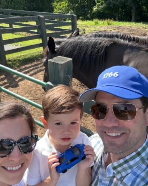 Elise Stefanik Instagram - Happy Father’s Day @mandamatthew ! You light up our Sammy like no one else. We love you to the moon and back 💫 

#fathersday