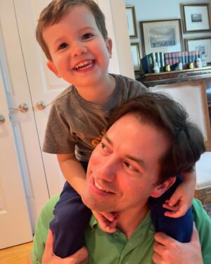 Elise Stefanik Instagram - Happy Father’s Day @mandamatthew ! You light up our Sammy like no one else. We love you to the moon and back 💫 

#fathersday