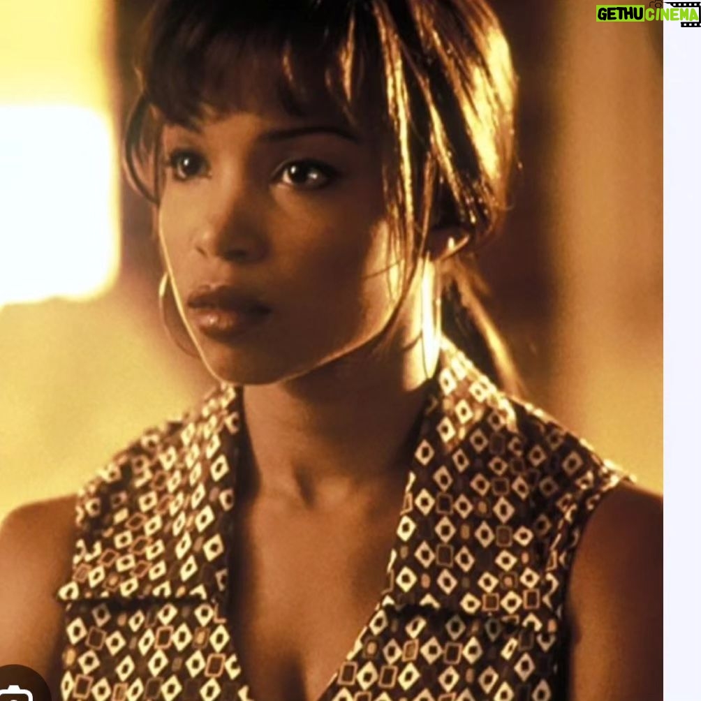 Elise Neal Instagram - It has been a minute !! Well I missed a few things being out sick .One was the @sagawards This Memphis girl who dared to dream of a life in entertainment , got my @sagaftra card back in 1989 !! While living in NYC ( after booking a commercial - I ended up doing 50) This was my 1st headshot once I decided to give LA - and being an actress a shot . I think it turned out ok 😉 #followyourdreams #keepdreaming 💫 #Rosewood #seaquest #thehughleys #paidinfull #allofus #moneytalks #Logan #hustleandflow #theblackhamptons & about 200 more credits #sagaftramember #memphis #BIGMEMPHIS #swipe