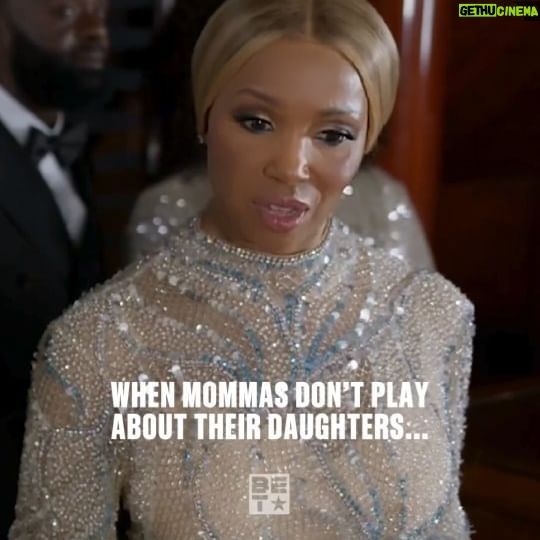 Elise Neal Instagram - Reposted from @bet When it comes to Black Mothers and their daughters, just know NOTHING will come in between that bond. Watch #TheBlackHamptons TONIGHT 9/8c on BET!