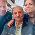 Elise Schaap Instagram - Yesss! We zijn begonnen met de opnames van de nieuwe comedy film @dezvanzusfilm 🎬💫🥳 🍿