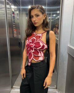 Elisha Applebaum Instagram - 🌸