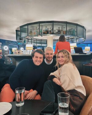 Eliza Bennett Instagram - the magic in the muck 🪄