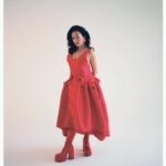 Eliza Butterworth Instagram - Fun and fabulous outtakes on 120mm film from the genius and extraordinary photographer that is @daniellepainting and our photoshoot with the sensational @sundaygirlmagazine 📸💄💕