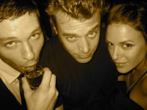 Elizabeth Hendrickson Instagram - Today I should have been sending you a Happy Birthday text BJ.  Truth be told i hated calling you BJ but that’s what your closest friends /family called you. I eventually caved. The last couple years we kept in touch through birthdays and monumental moments or when we wanted to vent about “ work”. You gave me a lot of advise.  When i understood it 🤣 always mumbling your words. We always joked about that. 
We didn’t text or talk often. But I’m glad the last couple times we did, we had a great banter like we used to.  I knew that we always held a special place in each others hearts, no matter what.  You were such an amazing friend to your inner circle. They were your family. You would do ANYTHING for them. That’s who really were. As loyal as they came.  I’m sad and yes, mad at myself that I wasn’t being a better friend, checking in more often because I was thinking of you recently.  I was. I hope you know that we are all here now texting each other, sending pictures and sharing memories of how fucking AWESOME you were. This hole in my heart will never be filled. Goodnight, sweet Billy.