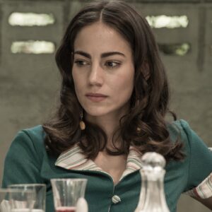 Elizabeth Minotta Instagram - Después de su éxito en España, a partir del 15 de junio #elolvidoqueseremos  estará en cines en Colombia.

#cinecolombiano #actriz #elizabethminotta