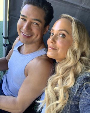 Elizabeth Berkley Instagram - Always the best with this one!!! We can’t wait to share the new one with you all! 💃🏼🕺🏻🎬
#friendsforever #jessieandslater #friend #always #work #joy #tv #imsoexcited #mama #papa #bubba #love #friendship #peacock