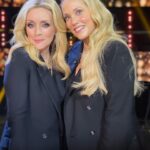 Elizabeth Berkley Instagram - TONIGHT. 🎤🎵🎼 What a gift to get to play for two of my favorite charities. @baby2baby and @bestfriendsanimalsociety ❤️❤️ Tune in… get what I did there? Name that Tune. 8pm FOX #janekrakowski @randyjackson @tishacampbellmartin Color: @traceycunningham1 👱‍♀️ 💇🏼‍♀️:@sammiknighthair 💃🏼:@ralphlauren