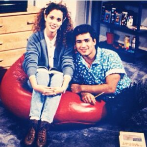 Elizabeth Berkley Instagram - I’M SO EXCITED.... here we gooooo!!! @mariolopez.... are you ready for grownup Jessie?!💃🏼
SWIPE for more pics.... Jessie and Slater are back for more fun. We are thrilled to have Emmy winning 30Rock writer @TraceyWigfield bring the sequel to life on NBC/Universal.🙋🏼‍♀️🥳✨❤️#friendsforever #history #mama #bubba #teen #love #tv 
#10episodes #sbtb 
#putyourmindtoitgoforit #imsoexcited