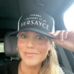 Elizabeth Berkley Instagram - Happy Merch drop day, darlin! Just click link in bio to order or go to elizabethberkleylauren.com to get your favorites#differentplaces #nomi #brownriceandvegetables 🌋💃🏼🌟🎥✨❤️❤️
