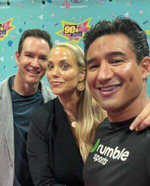 Elizabeth Berkley Instagram - Tampa 90s con photo dump… 🌴each one needs no explanation 🤣🤣🤣❤️❤️#friendsforever #buddybands #malibusands #iykyk #friends #friendship #reunion