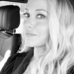 Elizabeth Berkley Instagram - Starting with my extraordinary mom....she was the first to show me the power and magic that happens when a woman champions another. I am grateful to be the recipient of so much love from the female relationships I nurture and cultivate. I also have been amazed by the sisterhood of the teen girls globally that I serve. When a woman has your back, you are unstoppable. When you learn to have your own back, you are nothing short of magic. ✨✨💖💖 when the women in your life remind you to do that, you are blessed. Let’s lift each other up. And let’s always remind each other. @lindsayjprice @amydsn @efite @jenhamiltongoldsmith @jillleiderman@mollyisaksensures @amynadine @kellyleveque @cyiabatten thank U for the nom. 🥰I love all my ladies I hold close. You know who you are...❤️❤️❤️🙏🏼 #womensupportingwomen