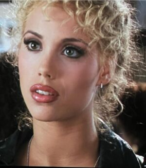 Elizabeth Berkley Instagram - Join me this Wednesday March 20 ACADEMY MUSEUM 35mm screening of SHOWGIRLS. @theacademy @academymuseum #dreamsdocometrue #magic #differentplaces #nomi #versayce 💅🏻🎥🎬🌋🙋🏼‍♀️💃🏼❤️(For Tickets link in bio)