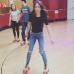 Elizabeth Reaser Instagram - Killing it and by it I mean my shins