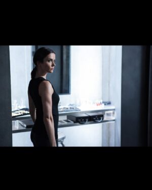 Elizabeth Tulloch Instagram - #flashbackfriday #grimm @grimmpeacock @nbc