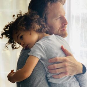 Ella Thomas Instagram - Happy Father’s Day to my incredible husband... you are crushing parenthood everyday and we love you “one million 35” #dadlife 💖