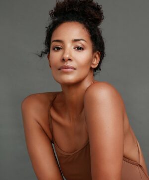 Ella Thomas Instagram - #fridayfacts… I am TERRIBLE at directions… to old for it to change… even with Siri verbally navigating… I can still miss my exit 8 out of 10 times🤷🏽‍♀️

📸 @alannagilbertphoto 

#adulting #momlife #setlife #eritrea #eritrean #actors