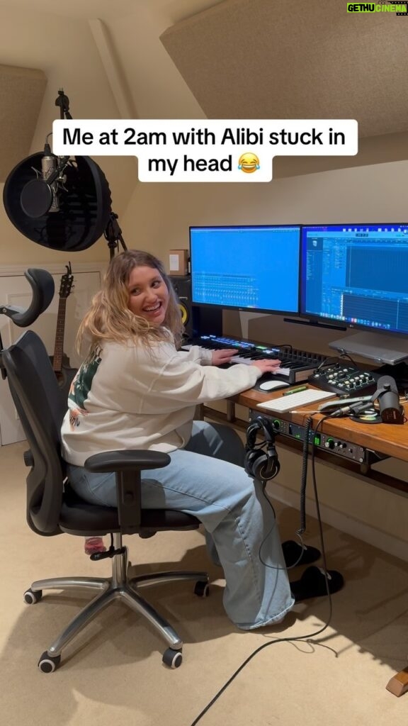 Ella Henderson Instagram - Joel Corry remix, Shapes VIP remix, Live Version… maybe Opera Version next?? 👀 Alibi links in biooo E. x x #musicstudiolife