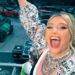 Ella Henderson Instagram - UNDER THE SUN with @switchdisco @alok is OUT NOW! Link in bio 🌞 E x x
