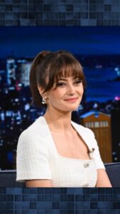 Ella Purnell Instagram - @ella_purnell’s co-star didn’t believe she’s British 🤣 #FallonTonight