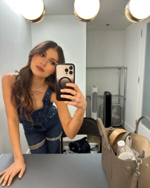 Elle Winter Instagram - weekly roundup 💕💃🏼🐻