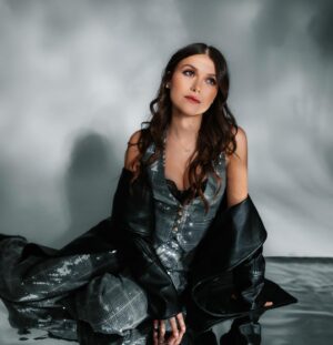 Elle Winter Instagram - ⏳BOTTLE⏳ out now!! I could not be more excited to start my next music chapter with a song so special to me🤍 If you’ve ever felt like you’re constantly working towards a moving target, I hope this song finds you. I wrote Bottle at a time where I felt like I should’ve been so satisfied and fulfilled in my career and my life yet I still found myself asking this question of “what’s next?” I feel like oftentimes we are always in pursuit of our goals that we forget to enjoy the journey and the present moment. Sooo, on that note, I’m gonna have some tequila, enjoy this song finally being out in the world, and not think about tomorrow for once LOL love u guys, I hope you enjoy🫶🏻 !!