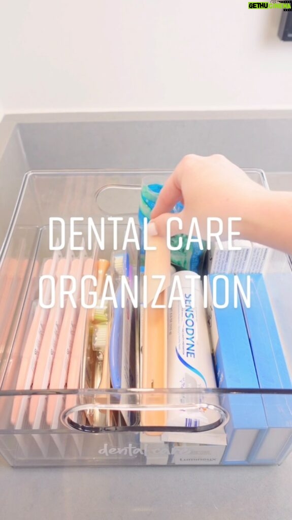 Elle Fowler Instagram - Here’s your sign to take stock of your oral care items! Organize and restock those babies! Everything is linked in bio under “Dental Care Organization” except the big container at the end (linked in bio under “My Favorite Organizational Containers”) and the pretty pink toothbrushes (linked in bio under “Pretty Pink Toothbrushes”) #restock #organizedhome #organize #restockasmr #satisfying #amazonfinds #organizing #organizewithme @lumineuxhealth @getcocofloss @thehomeedit @mdesign @talentedkitchen