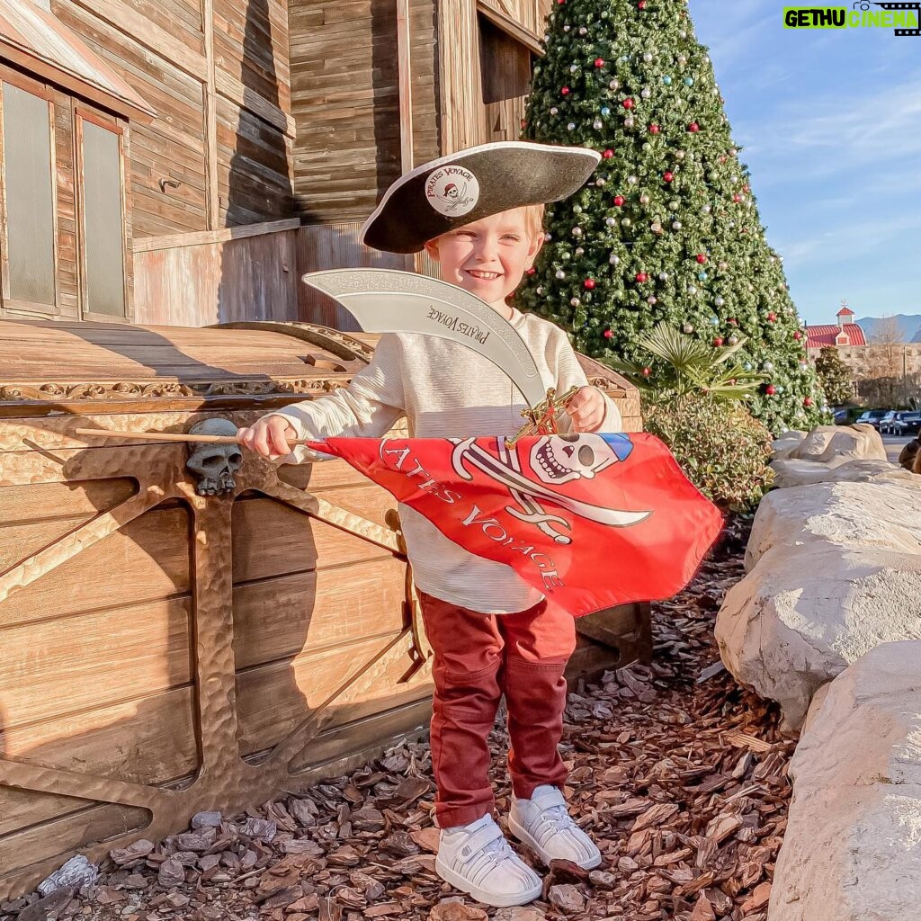 Elle Fowler Instagram - My sweet boy got to see the Pirate Dinner Show in Pigeon Forge with the whole fam! Talk about obsessed… I’ve heard the “Yo Ho” song a million times since then 🙃☠️