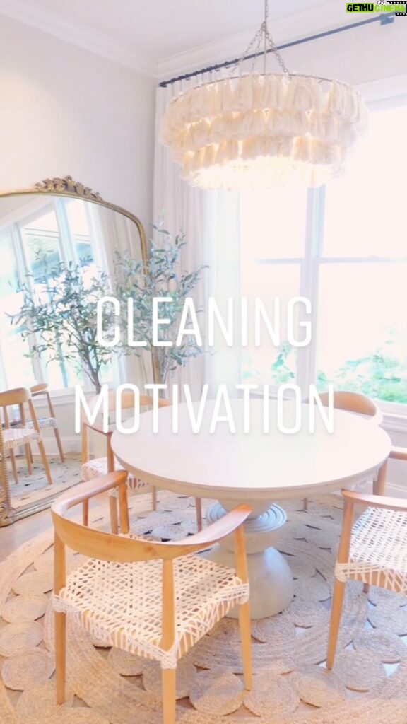 Elle Fowler Instagram - Some Sunday cleaning motivation for you :) Everything is linked in bio under “Cleaning Favorites” #organizedhome #organize #satisfying #amazonfinds #kitchensink #organizing #organizewithme #cleaning #clean