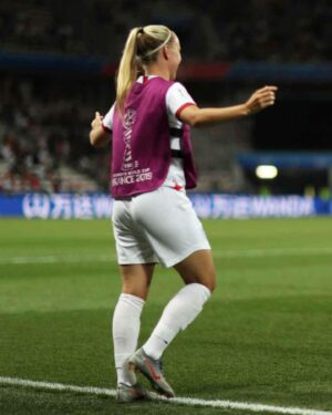 Ellen White Instagram - Mead 🤝 White.

#FIFAWWC