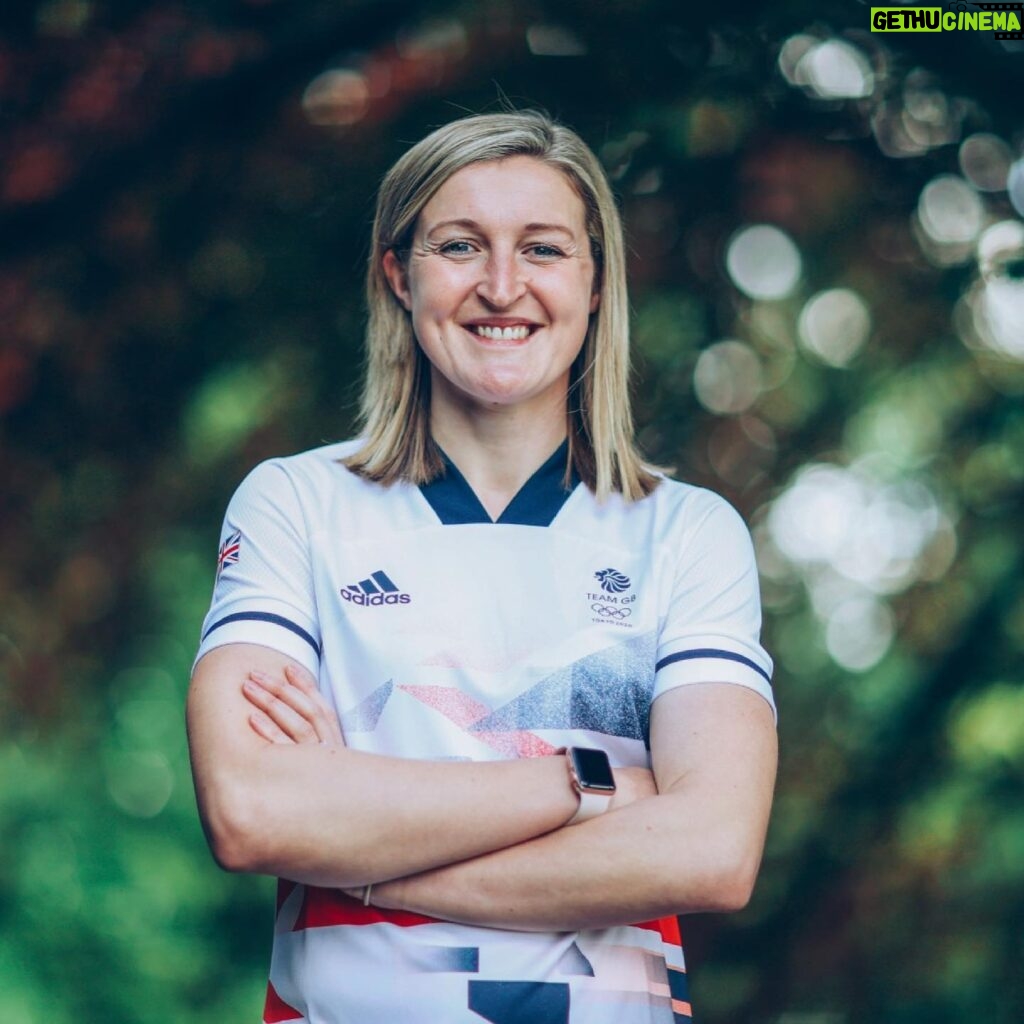 Ellen White Instagram - Wow 🤩 I feel incredibly honoured and proud to have been selected alongside these amazing women to represent @teamgb in Tokyo ☺️ Also this shirt 😍 #surreal #createdwithadidas #TeamGB