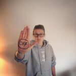 Ellen White Instagram - Tomorrow Saturday 5th September I am coming OFF social media in support of #digitaldetoxday and @iamwholeuk campaign #mentalhealthmatters 💛🧡