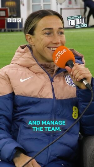 Ellen White Instagram - Lucy Bronze on the touchline and there’s a chocolate thief in camp?!

The #Lionesses play a game of ‘I Am...’ with Ellen and Ben 😂

#BBCFootball #England #WoSo