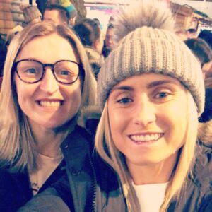 Ellen White Instagram - Happy Birthday 🥳 to my Friends loving / half a cup of coffee or tea drinker / kind / thoughtful / I could go on, bestie on the planet! THE BEST some might say 😉 Can’t wait to be reunited soon 🤗 Love you so very much 💙 @stephhoughton2 #meetyouatcentralperk