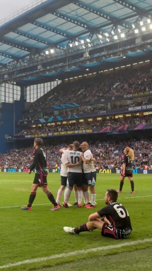 Ellen White Instagram - admin 🤝 Petr Cech
getting done by @JackWilshere 😢