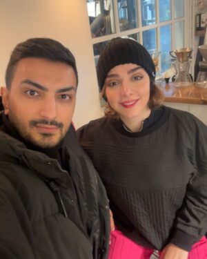 Elmira Dehghani Instagram - چه خوب که همسفر هم شدیم🙈مطمئنم از این جا به بعد زندگی قشنگ تر‌می‌شه❤️